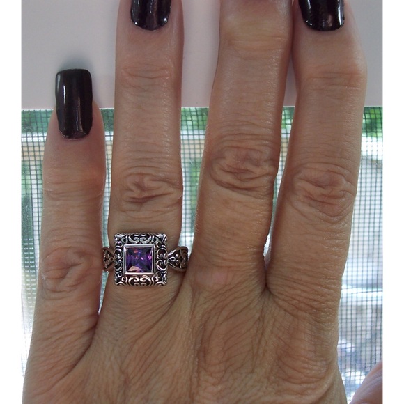 925 STERLING SILVER Ornate Simulated Amethyst Cubic Zironia Ring - Picture 3 of 16
